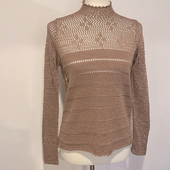 Hand knitted lace blouse with zipper and back, handmade handcrafted mastery - Picture 1 of 13